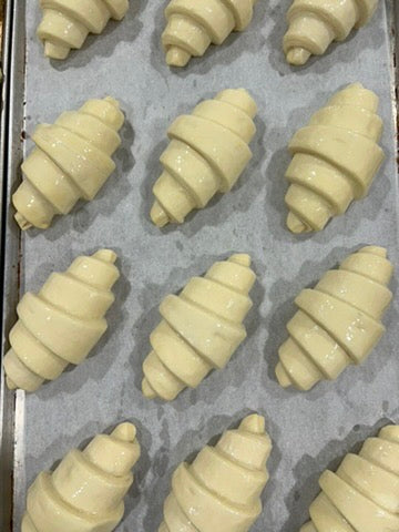 Bake at home Croissants 4 Pack